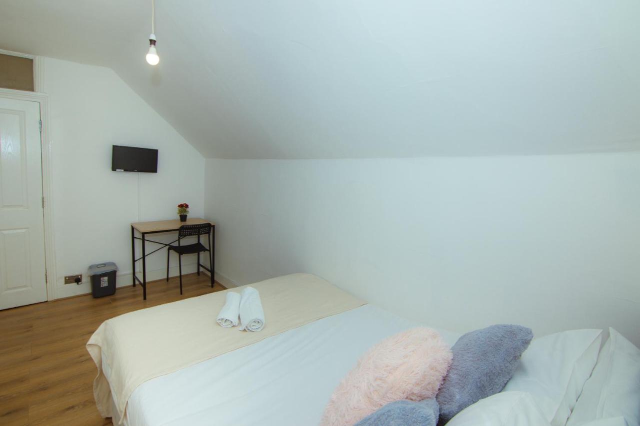 Victorian Woods Bnb Ilford Luaran gambar