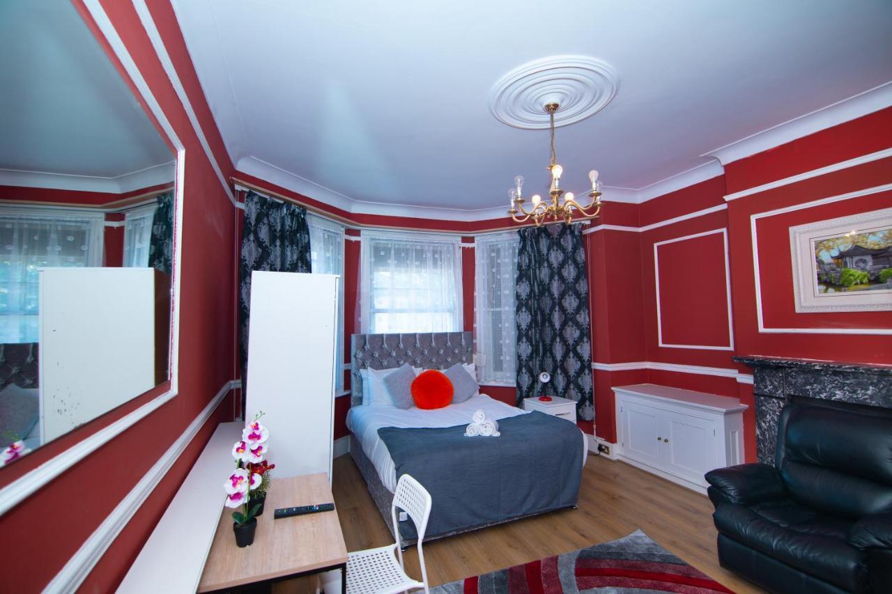 Victorian Woods Bnb Ilford Luaran gambar