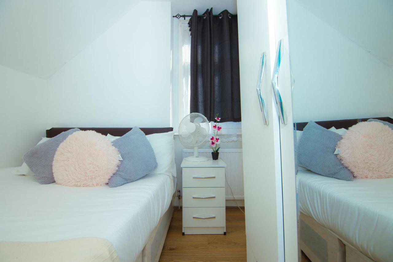Victorian Woods Bnb Ilford Luaran gambar